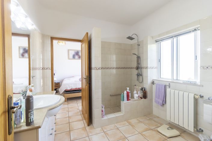 Image No.15-Villa de 4 chambres à vendre à Lagos