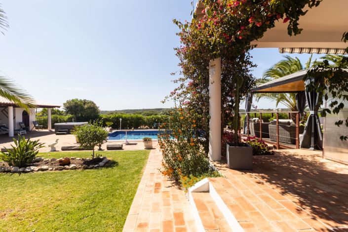 Image No.4-Villa de 4 chambres à vendre à Lagos