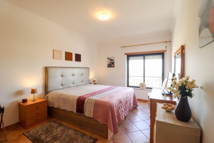 Image No.13-2 Bed Apartment for sale