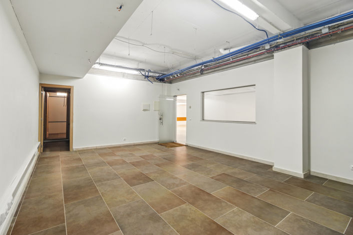 Image No.31-Commercial for sale