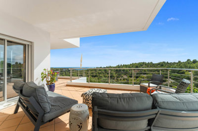 25 terrace.jpg
