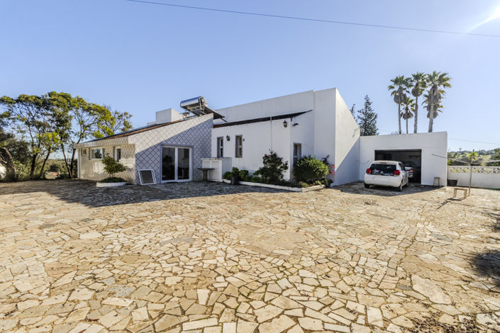 Image No.25-3 Bed Villa for sale