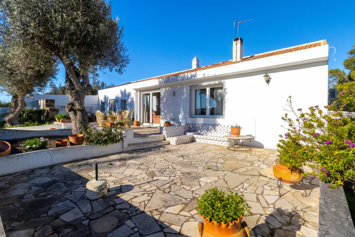 Image No.30-3 Bed Villa for sale