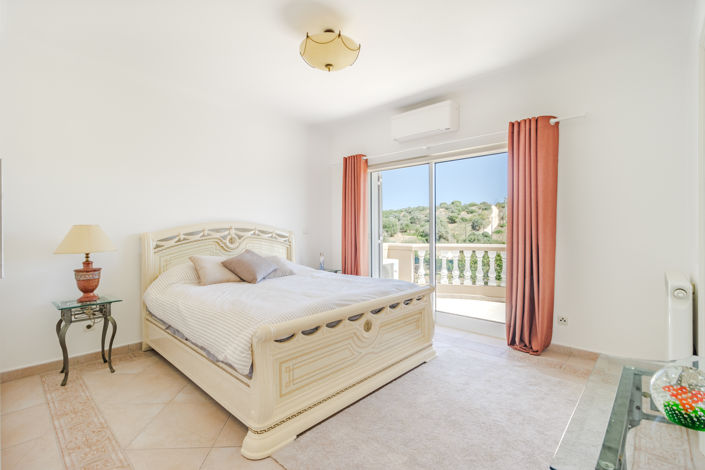 Image No.31-5 Bed Villa for sale