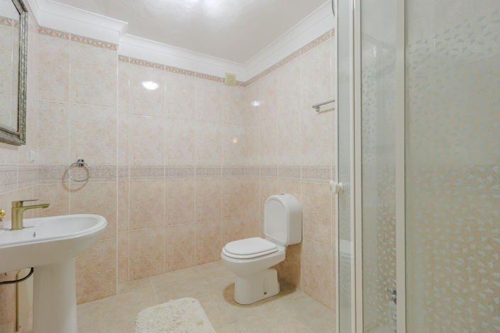 Image No.47-5 Bed Villa for sale