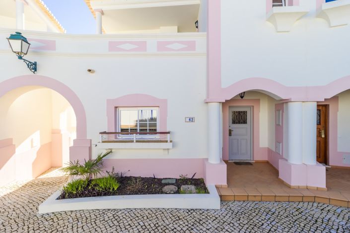 Image No.22-2 Bed Townhouse for sale