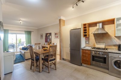 Dining area and Kitchen (Large).jpg