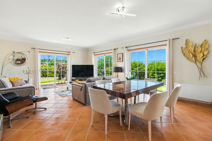 Image No.3-Villa de 3 chambres à vendre à Lagos