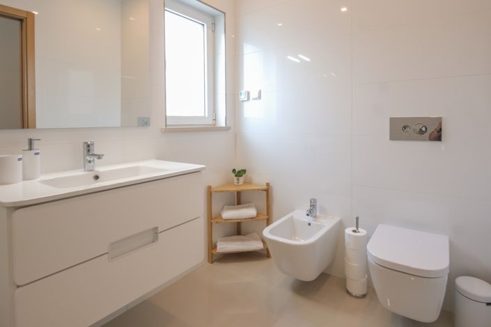 Image No.13-3 Bed Apartment for sale