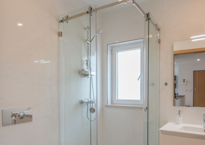 Image No.15-3 Bed Apartment for sale