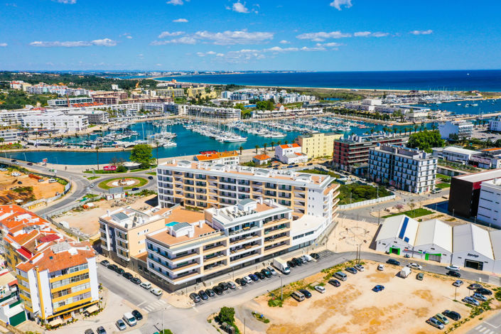 Image No.20-3 Bed Apartment for sale