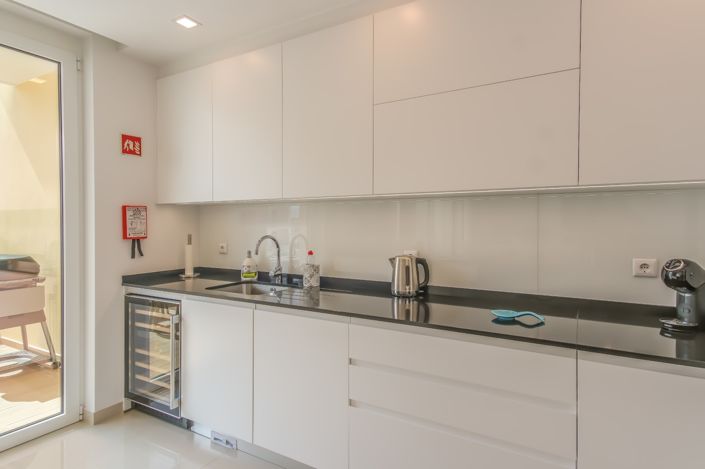 Image No.9-3 Bed Apartment for sale