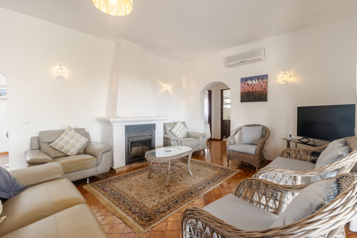 Image No.7-Villa de 5 chambres à vendre à Lagos