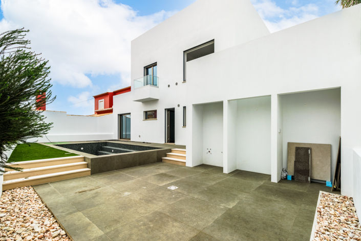 Image No.1-Villa de 4 chambres à vendre à Lagos