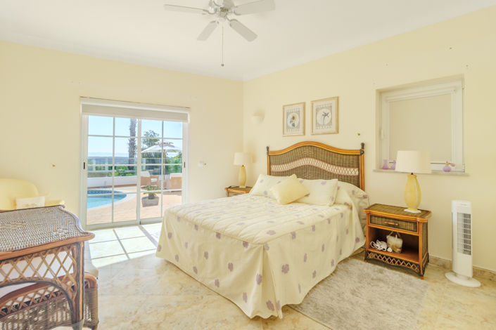 Image No.26-4 Bed Villa for sale