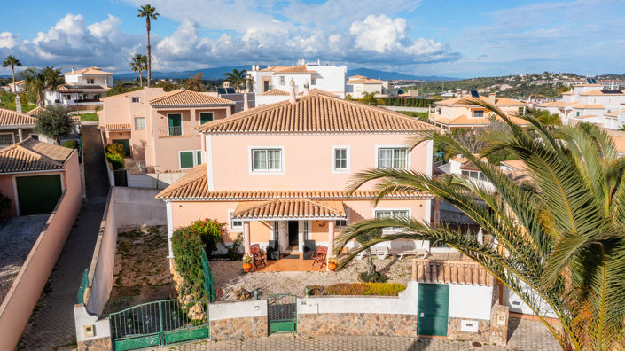 Image No.1-5 Bed Villa for sale