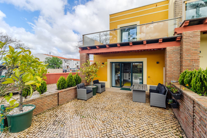 Image No.18-Maison de ville de 2 chambres à vendre à Lagos