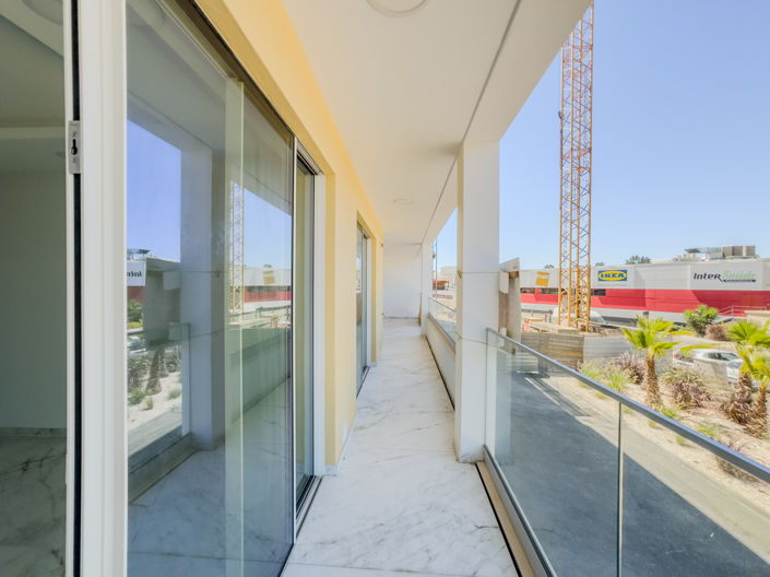 Image No.18-4 Bed Apartment for sale