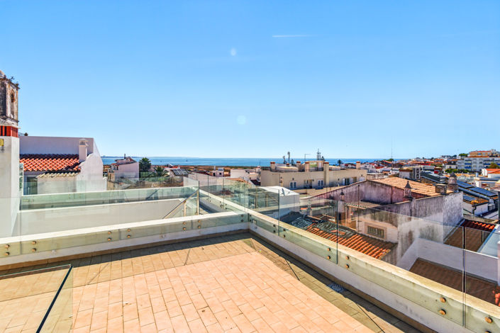 Image No.29-3 Bed Townhouse for sale