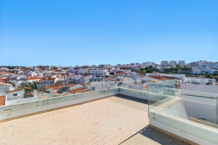 Image No.30-3 Bed Townhouse for sale