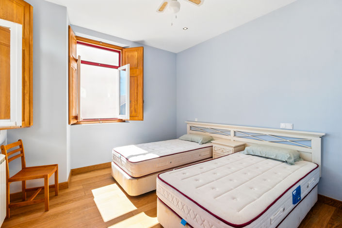 Image No.32-3 Bed Townhouse for sale