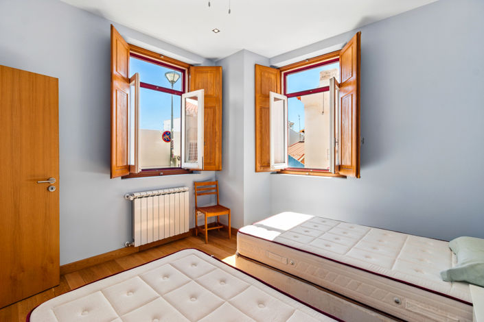 Image No.33-3 Bed Townhouse for sale