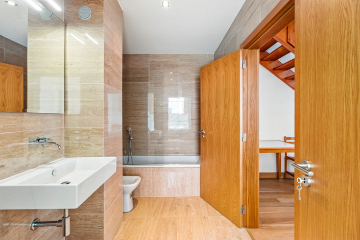 Image No.38-3 Bed Townhouse for sale