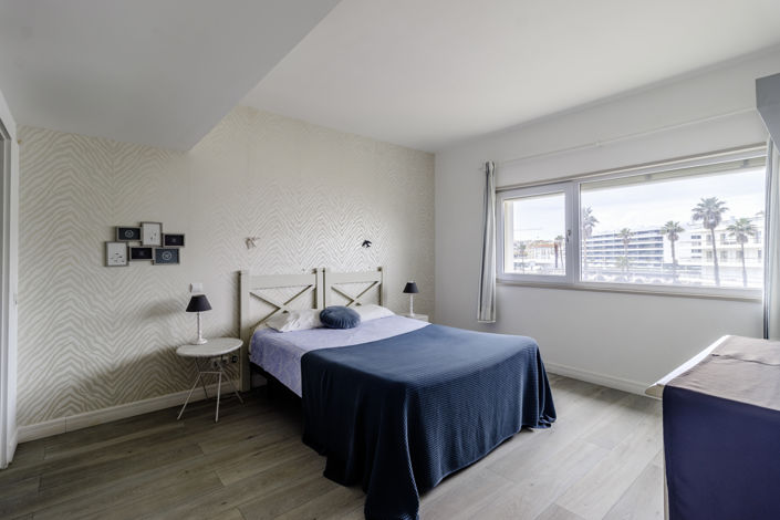 Image No.12-2 Bed Apartment for sale