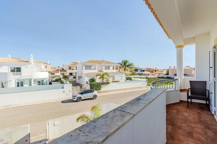 Image No.20-6 Bed Villa for sale