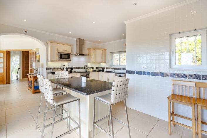 Image No.12-3 Bed Villa for sale