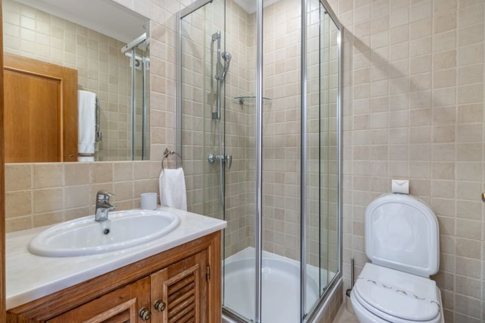 Image No.29-3 Bed Villa for sale