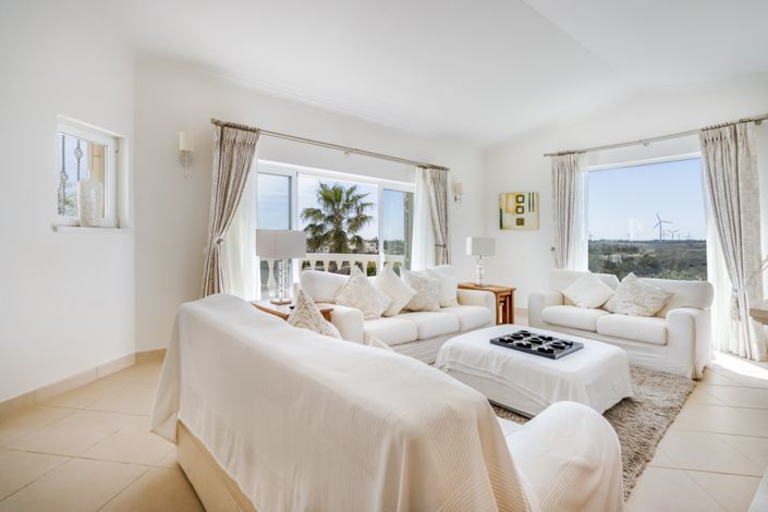 Image No.7-3 Bed Villa for sale