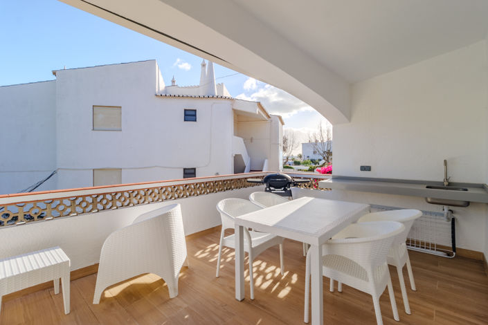 Image No.3-Villa de 4 chambres à vendre à Lagos