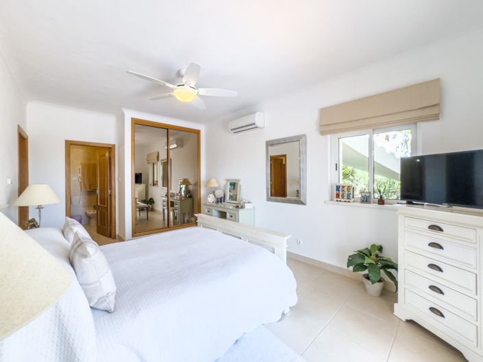 Image No.16-3 Bed Villa for sale