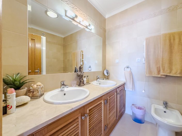 Image No.16-3 Bed Villa for sale