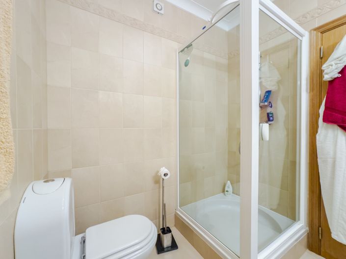 Image No.17-3 Bed Villa for sale