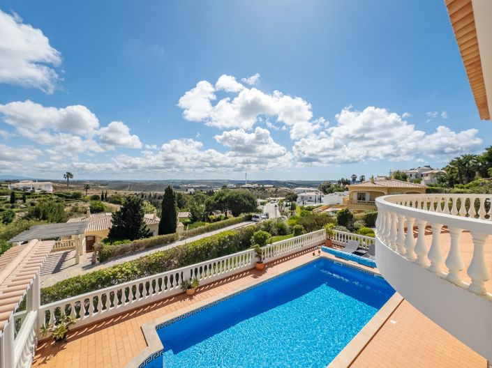 Image No.2-3 Bed Villa for sale