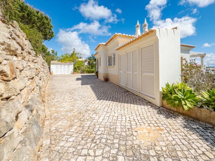 Image No.27-3 Bed Villa for sale