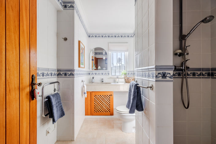 Image No.19-4 Bed Villa for sale