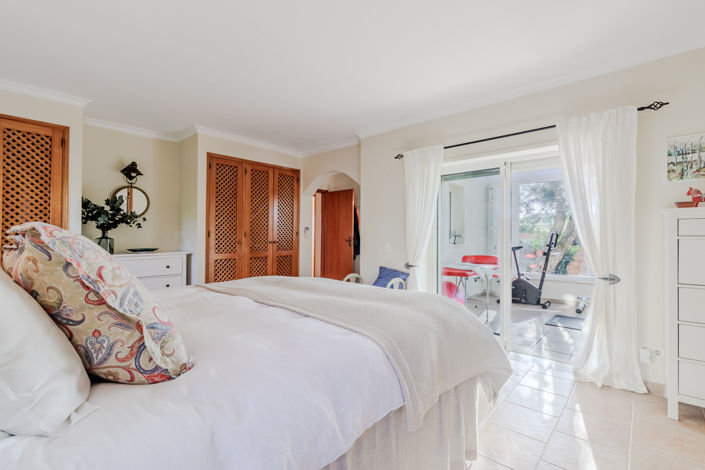 Image No.25-4 Bed Villa for sale