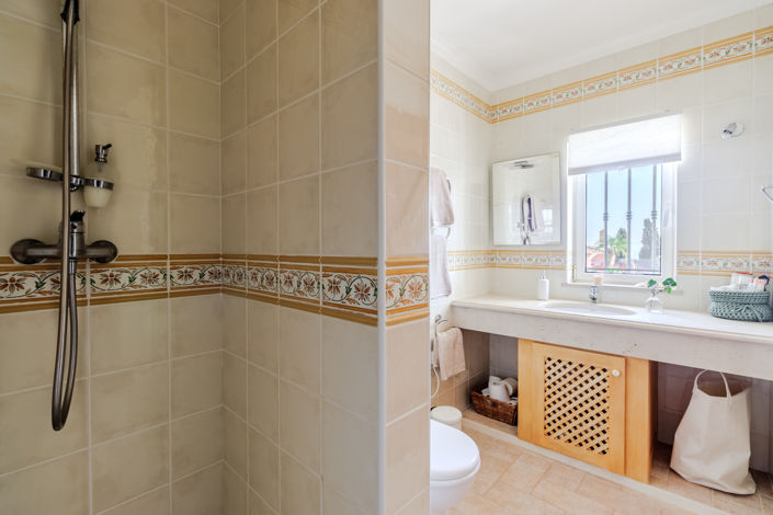 Image No.34-4 Bed Villa for sale