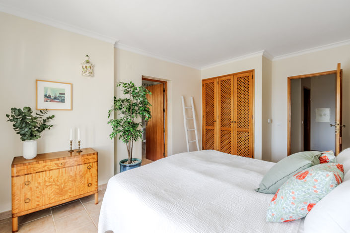 Image No.37-4 Bed Villa for sale