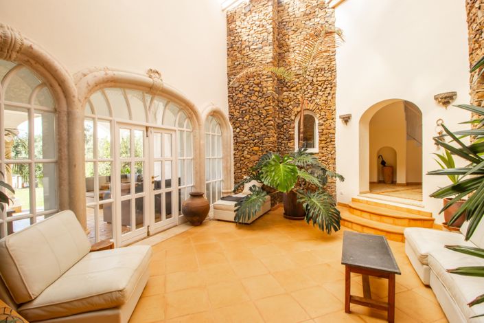 Image No.5-5 Bed Villa for sale