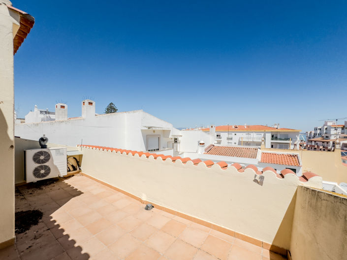 Image No.26-3 Bed Townhouse for sale