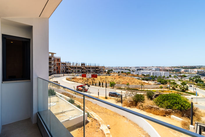 Image No.30-3 Bed Apartment for sale