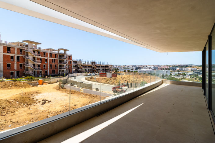 Image No.39-3 Bed Apartment for sale