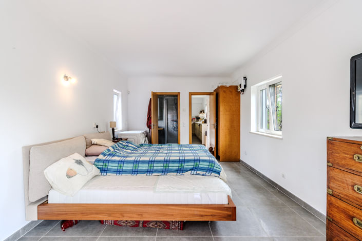 Image No.12-5 Bed Villa for sale