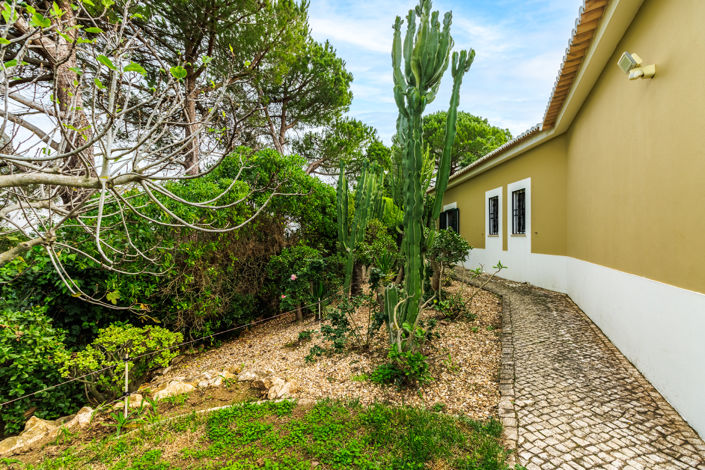 Image No.30-5 Bed Villa for sale