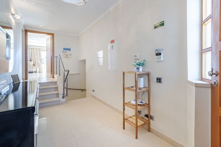 Image No.17-4 Bed Villa for sale