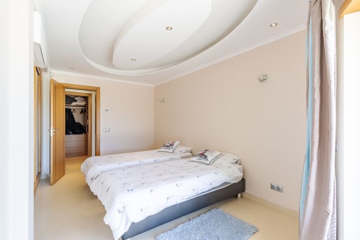 Image No.30-4 Bed Villa for sale